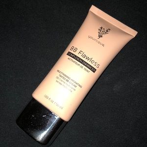 Younique BB flawless